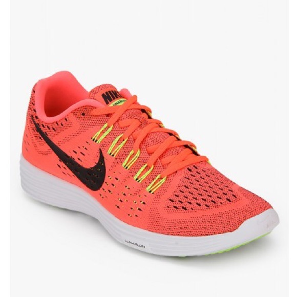 Nike Shoes - WMNS Nike Lunartempo 2 ✔️